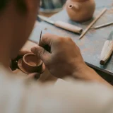 工芸品取引の動向は？輸出で成功するための知識